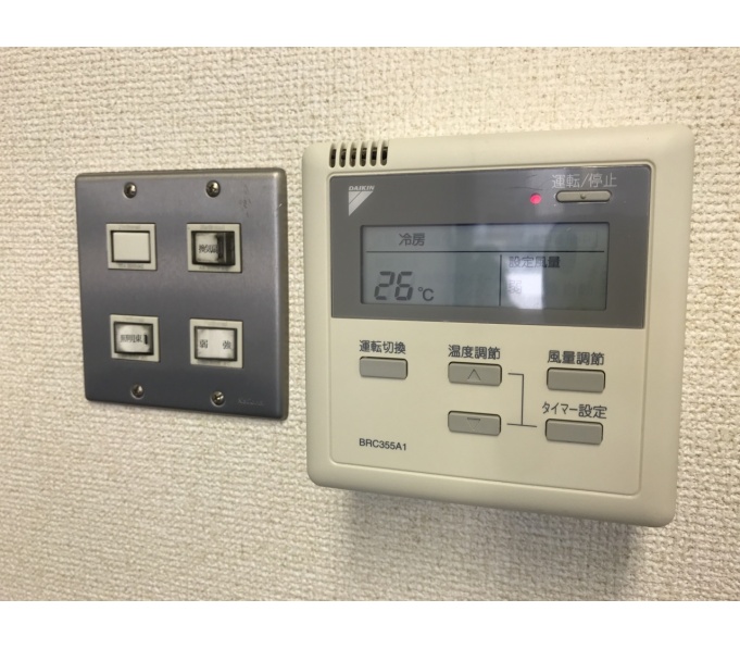 室内エアコン(コントローラー)