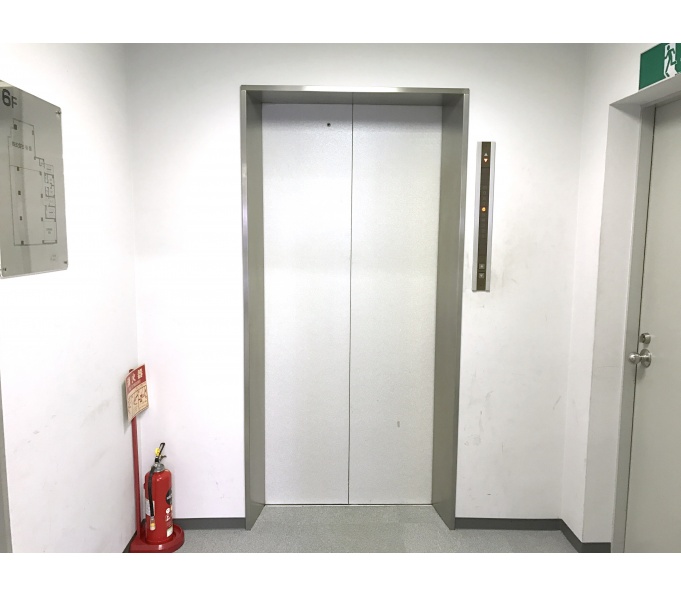 EVホール(基準階)