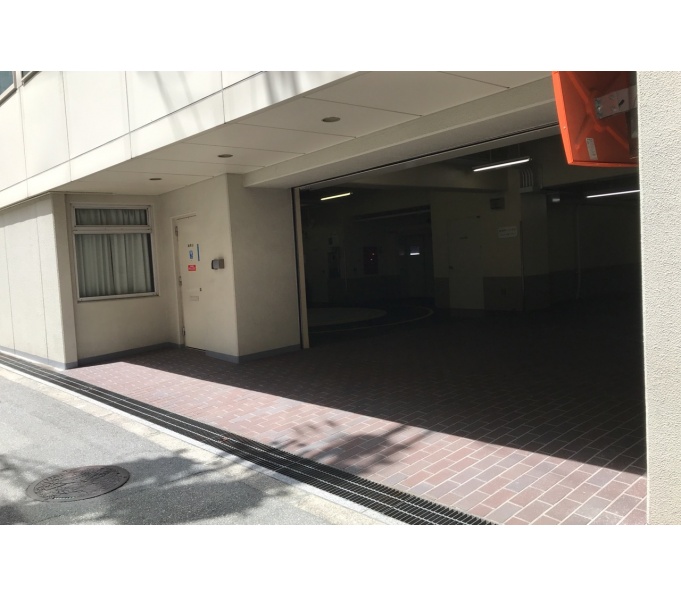 駐車場入口