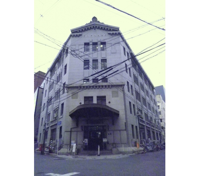 正面玄関