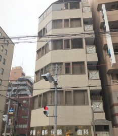 北浜山富ビル