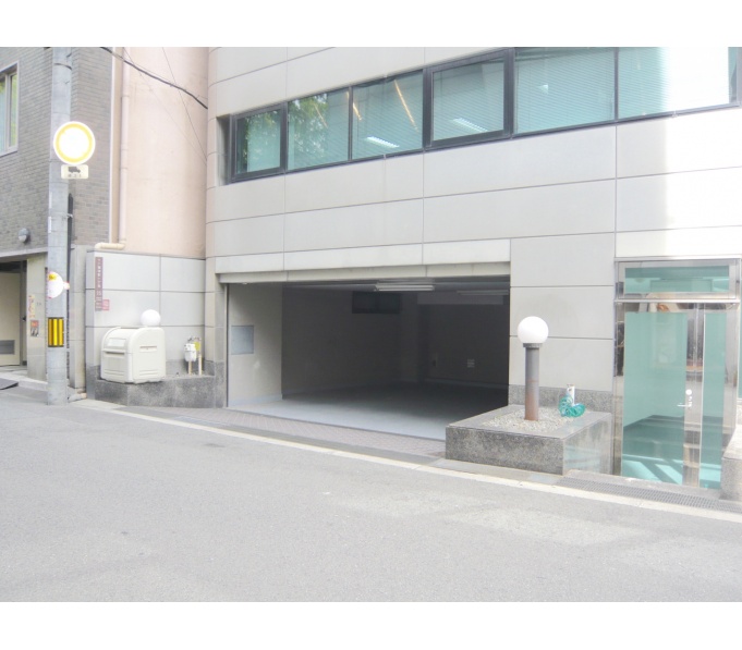 駐車場入口