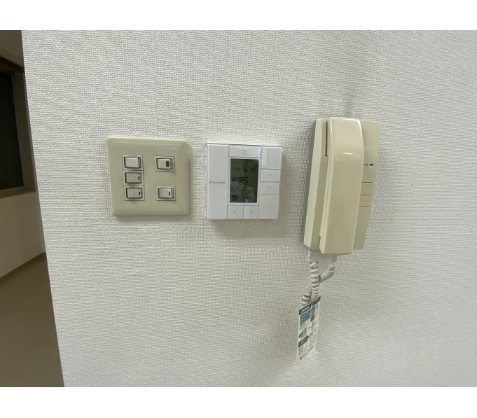 室内エアコン(コントローラー)