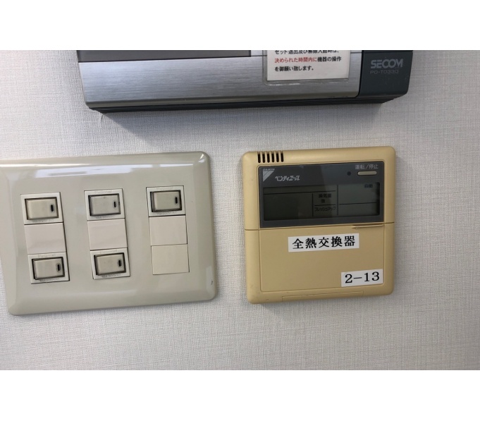 室内エアコン(コントローラー)