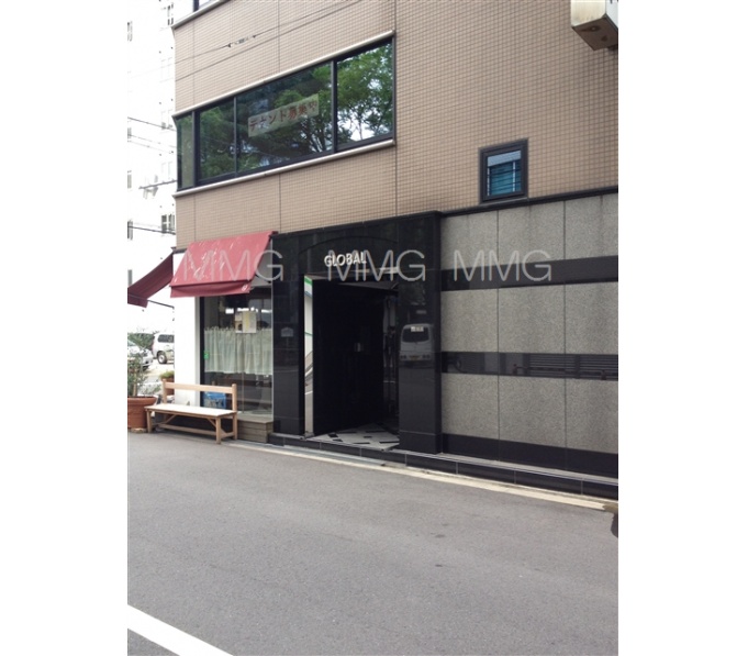 正面玄関
