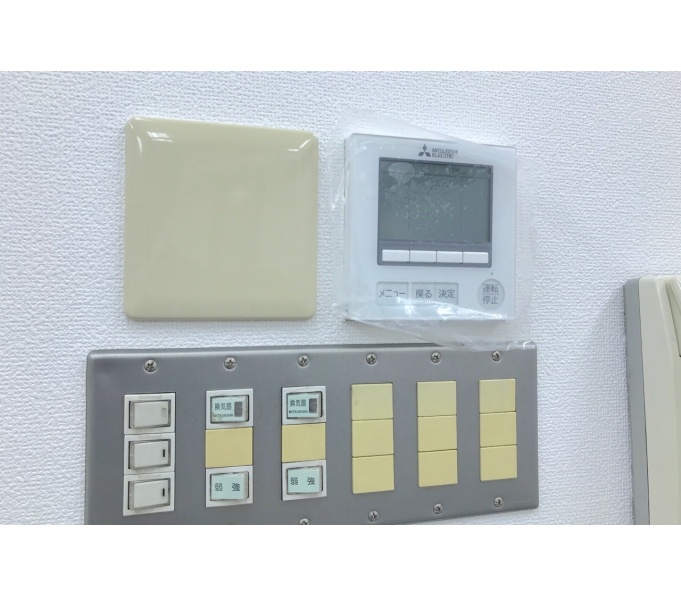 室内エアコン(コントローラー)