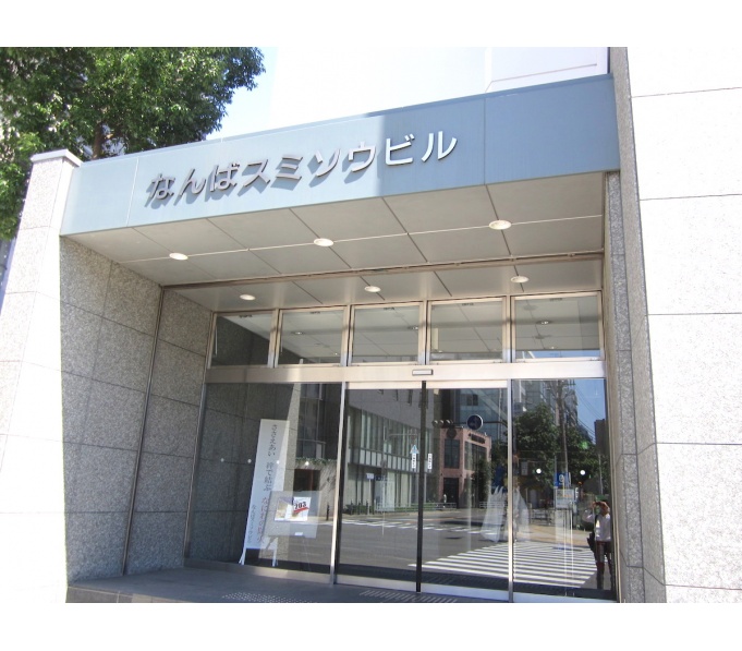 正面玄関
