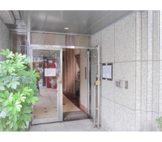 正面玄関