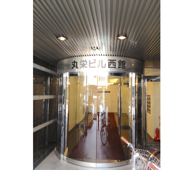 正面玄関