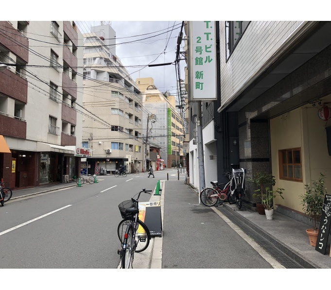 前面道路1