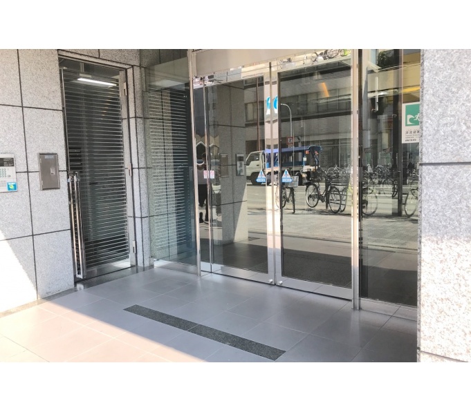 正面玄関