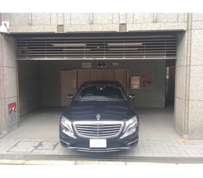 駐車場入口