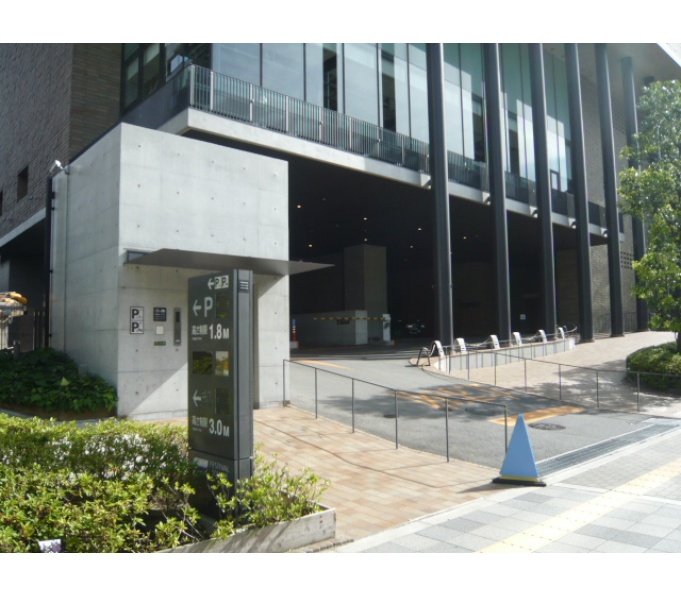 駐車場入口