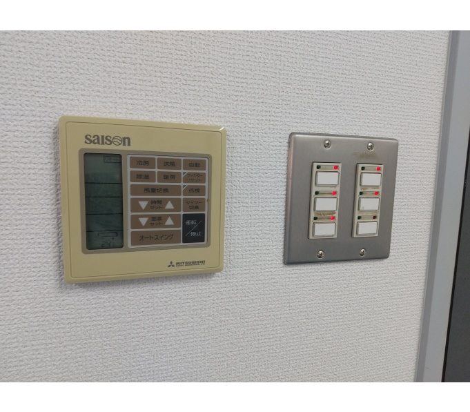 室内エアコン(コントローラー)
