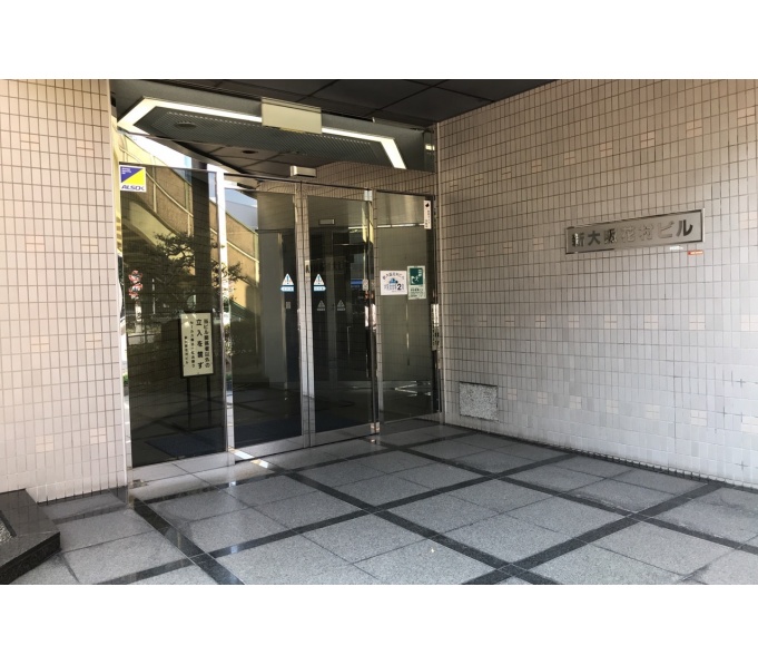 正面玄関
