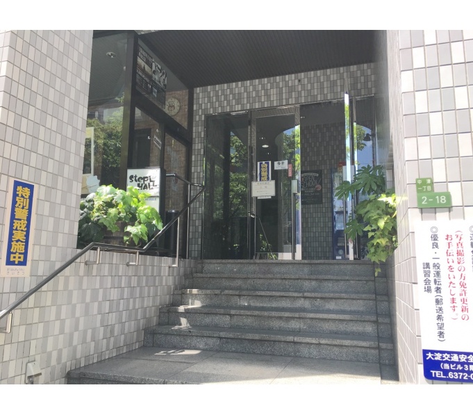 正面玄関