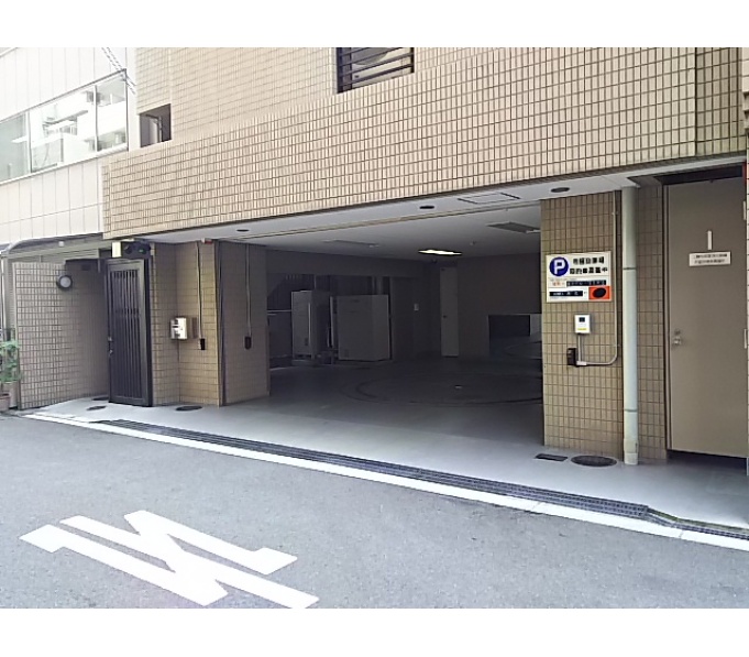 駐車場入口
