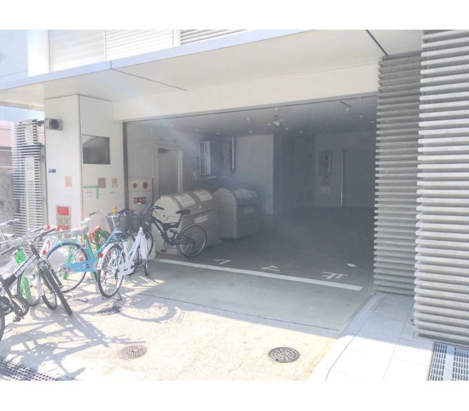 駐車場入口