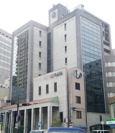 LEE PLAZA(リープラザ)