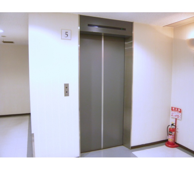 EVホール(基準階)
