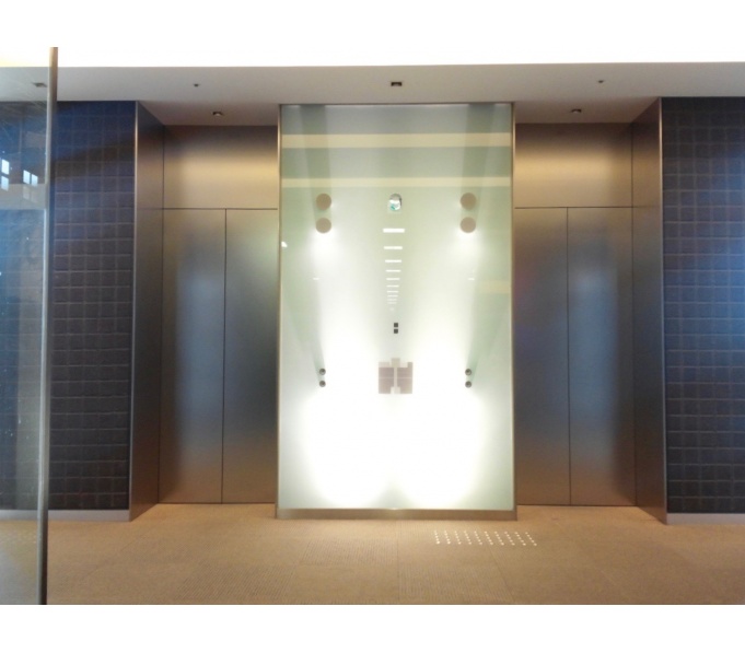 EVホール(1階)
