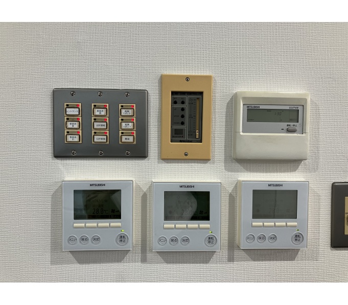 室内エアコン(コントローラー)