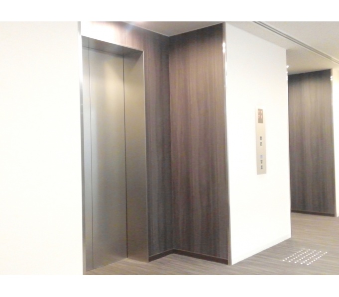 EVホール(基準階)