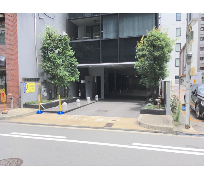 駐車場入口