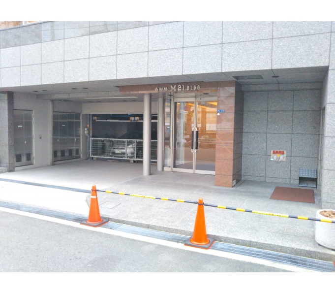 正面玄関