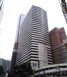 阪急グランドビル
