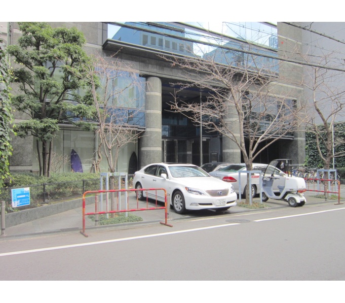 正面玄関