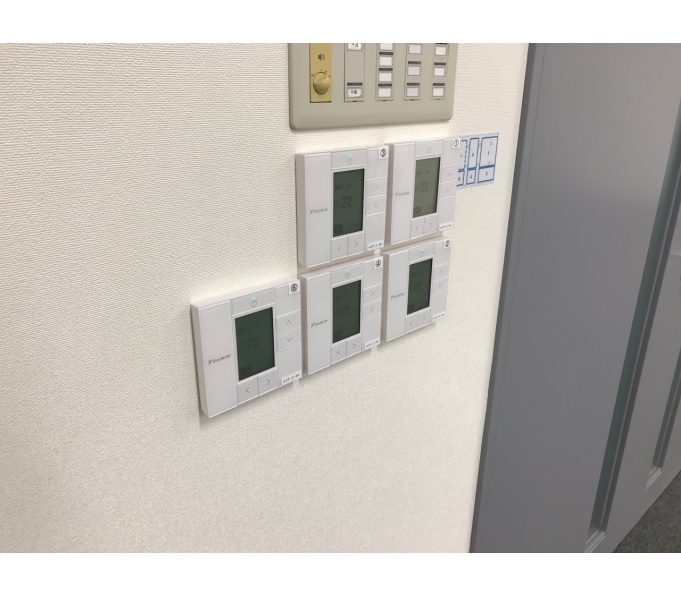 室内エアコン(コントローラー)