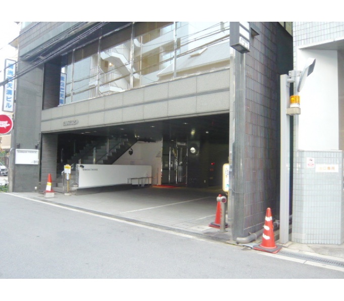 駐車場入口