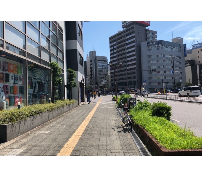 前面道路1