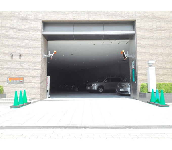 駐車場入口