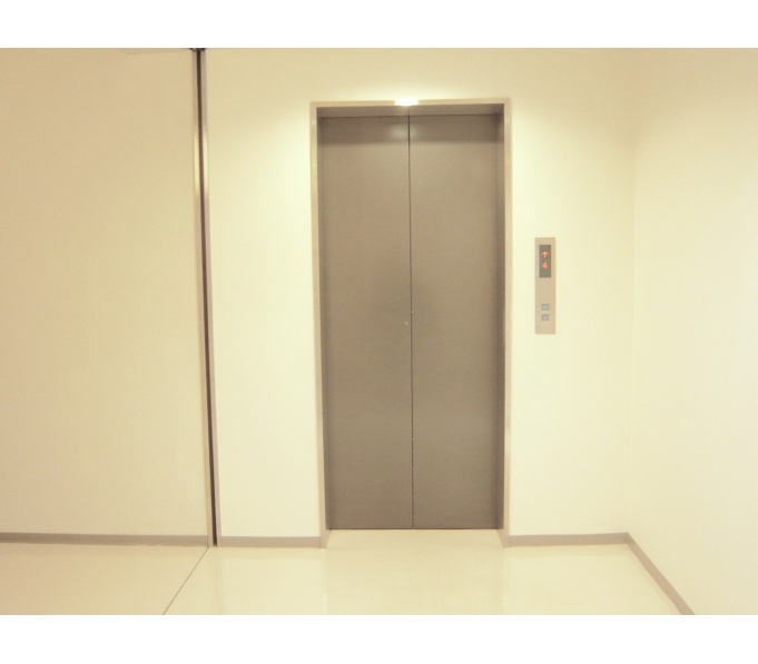 EVホール(基準階)