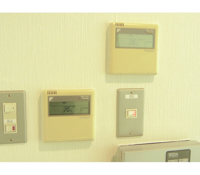 室内エアコン(コントローラー)