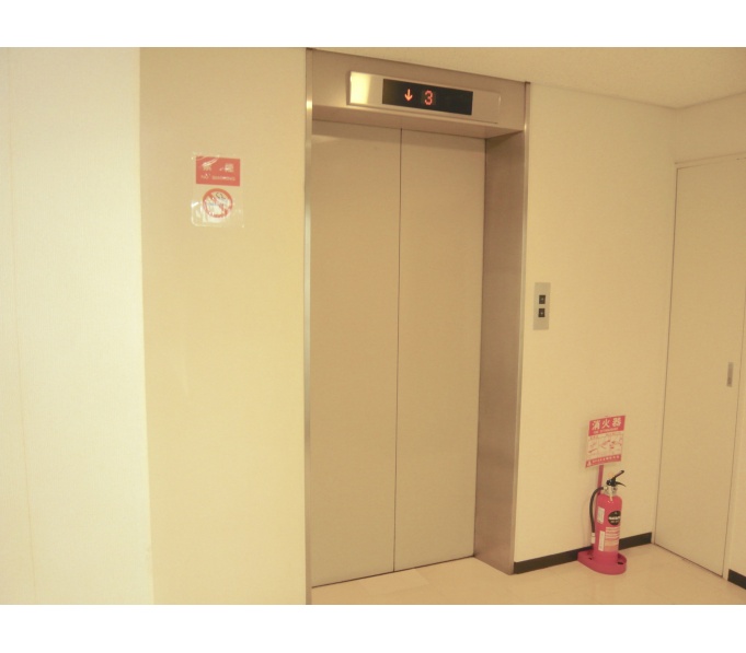 EVホール(基準階)