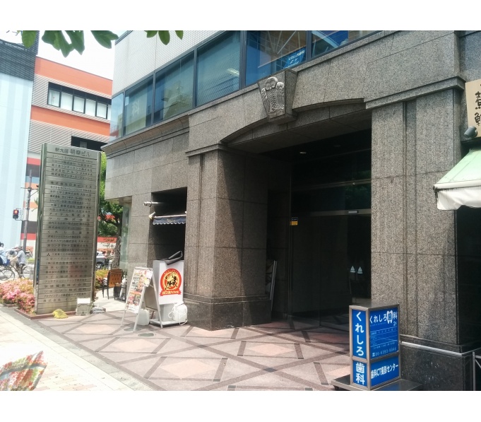 正面玄関