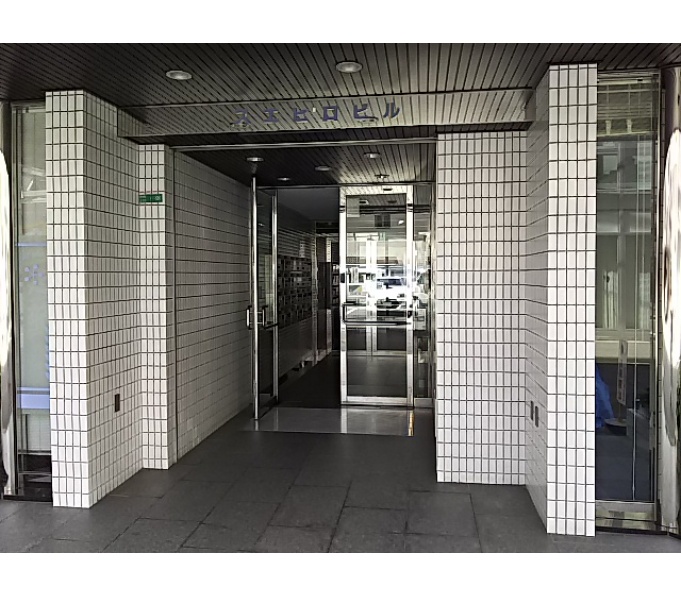 正面玄関