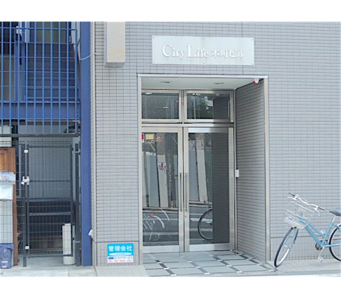 正面玄関
