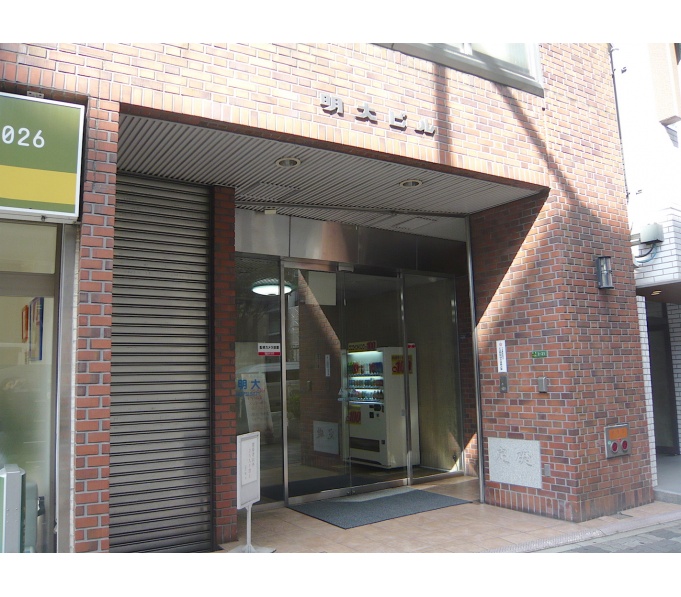 正面玄関