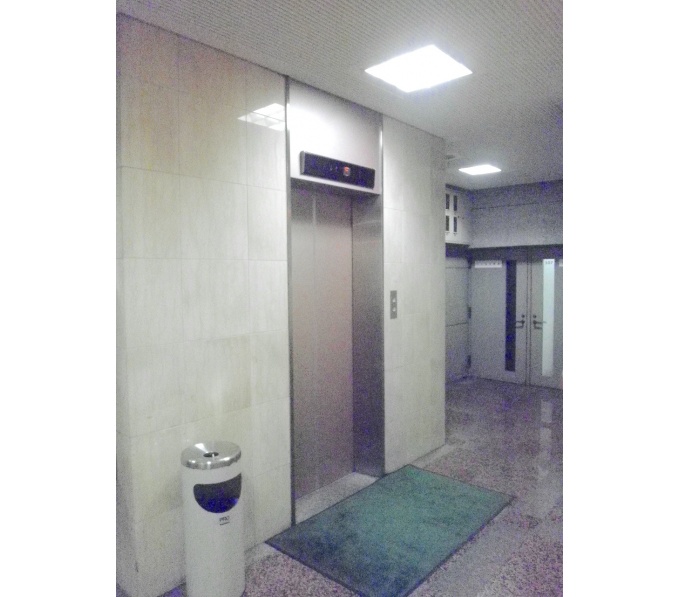 EVホール(1階)