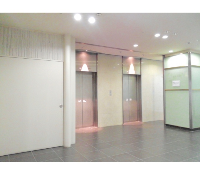 EVホール(1階)