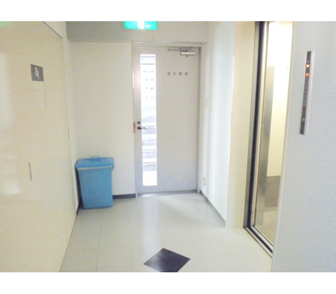 EVホール(基準階)