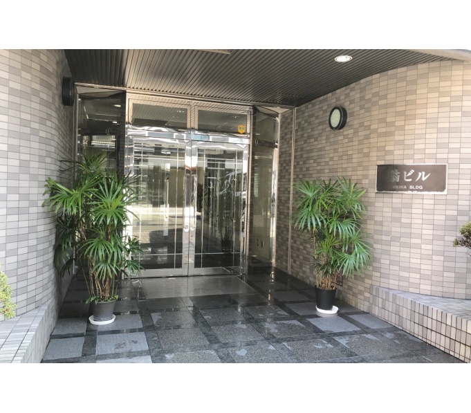 正面玄関