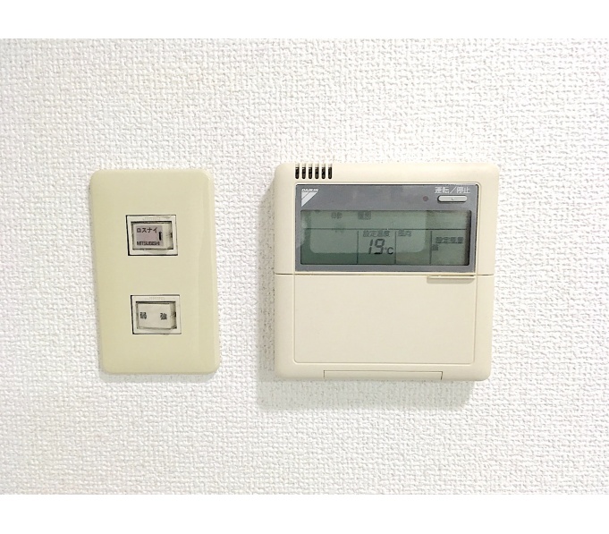 室内エアコン(コントローラー)