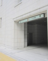 正面玄関