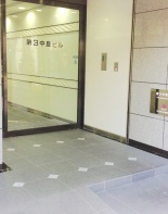 正面玄関