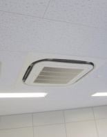 室内エアコン（本体）